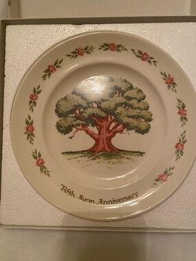 Avon Cream Plate with Green Tree and Pink Rose Border